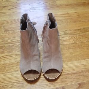 Tom's Open Toe Booties